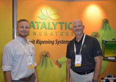 Michael Landry and Greg Akins with Catalytic Generators discuss ethylene solutions at Fresh Summit.